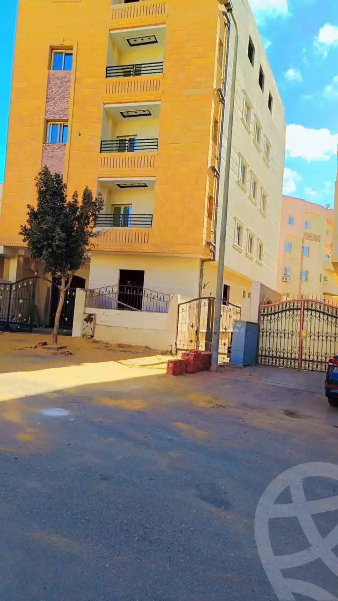 https://aqarmap.com.eg/en/listing/5816834-for-sale-cairo-new-cairo-compounds-gardenia-hights-abo-el-hawl