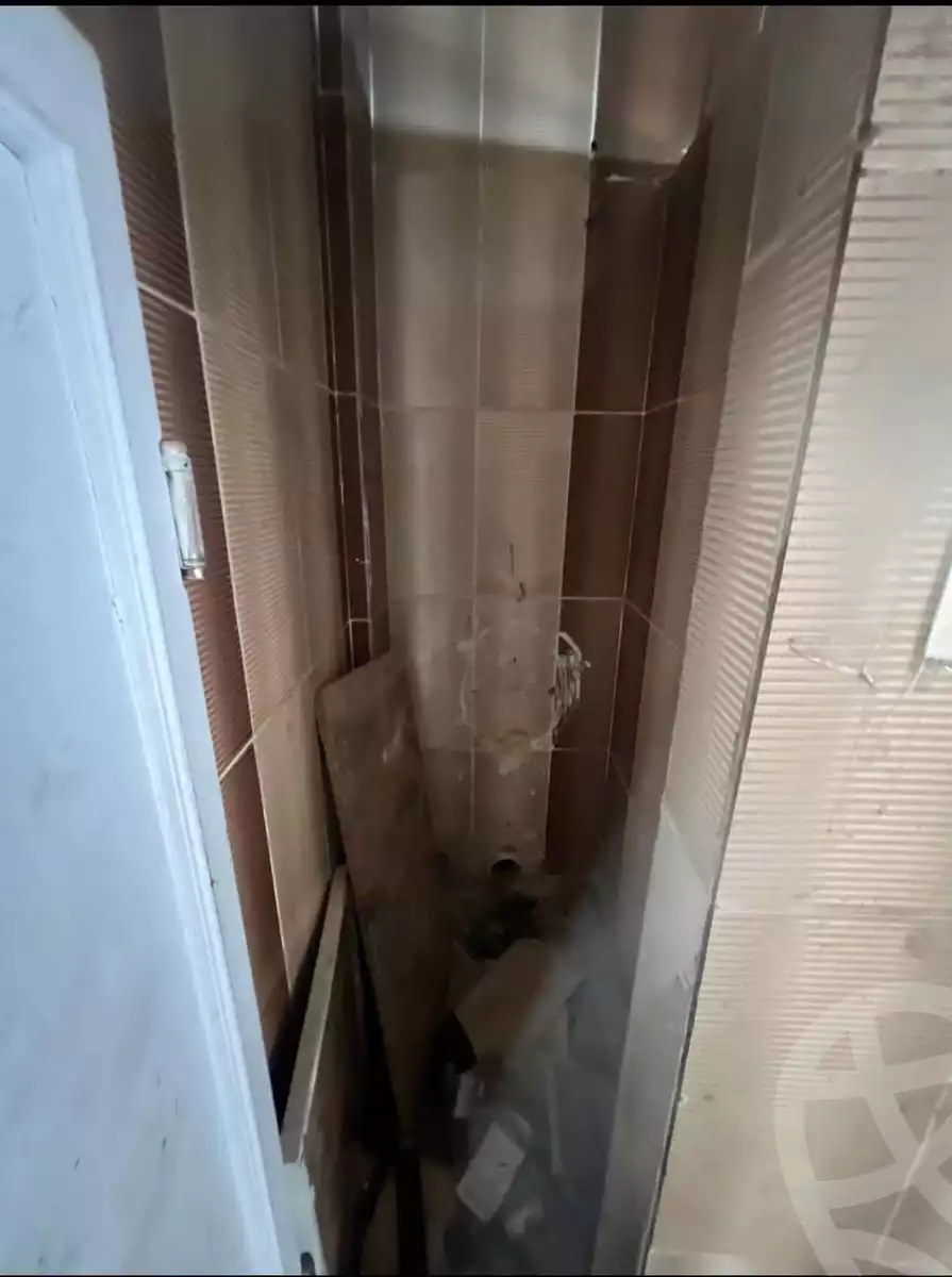 https://aqarmap.com.eg/en/listing/5669994-for-sale-cairo-mokattam-el-hadabah-el-wosta
