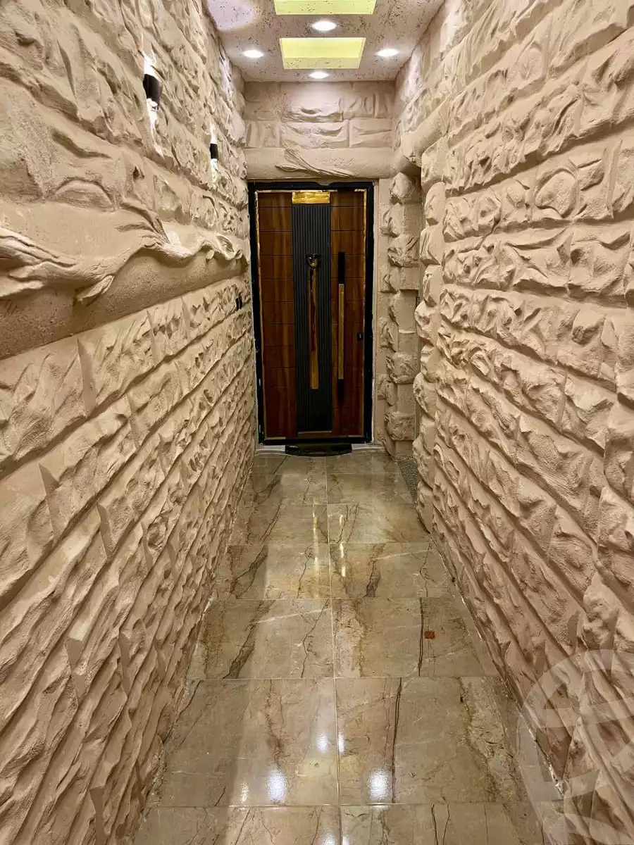 https://aqarmap.com.eg/en/listing/5672287-for-sale-sharqia-zagazig-zagazig-city-al-shahid-taiar-ahmed-bakr-st