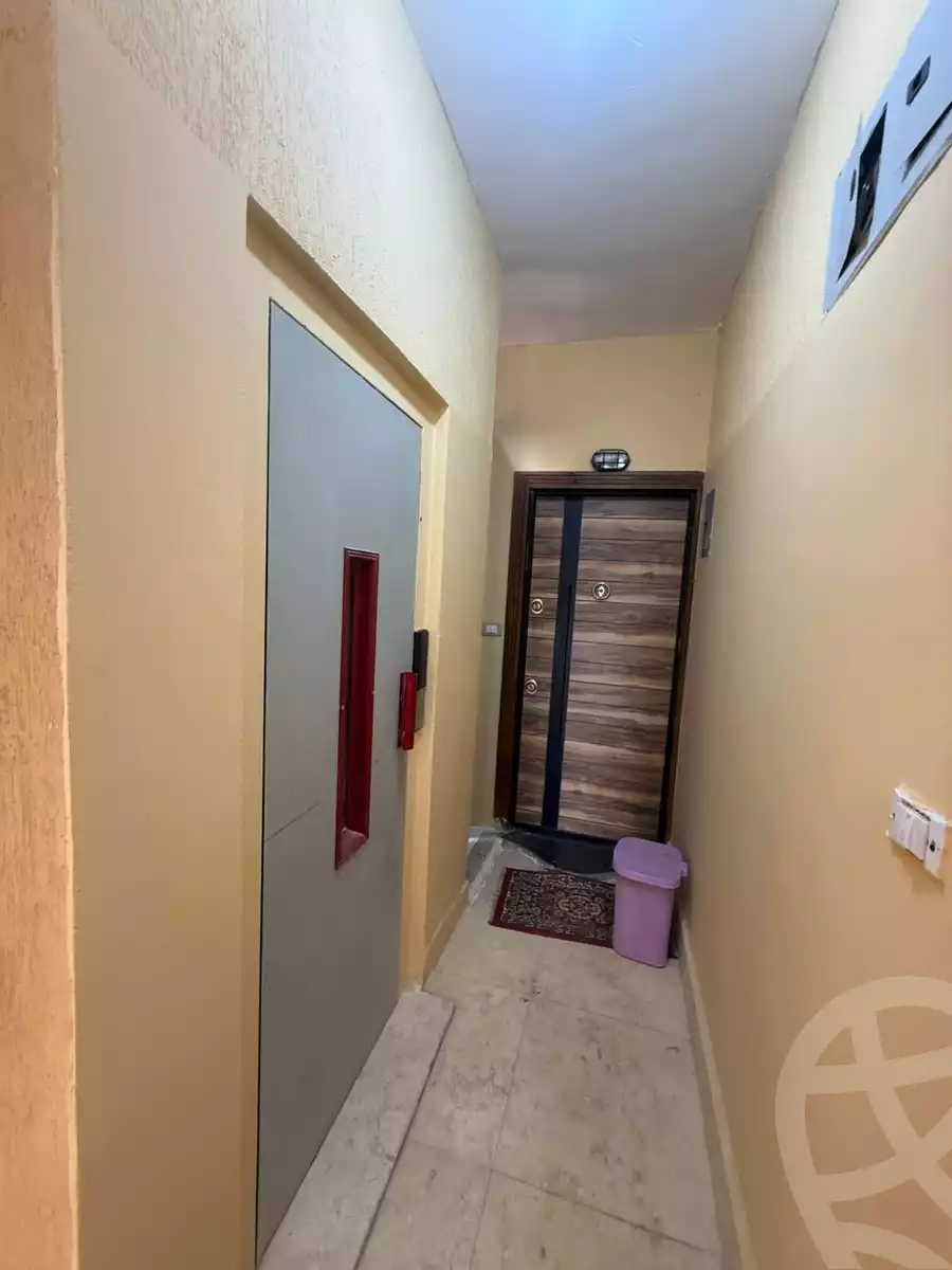 https://aqarmap.com.eg/en/listing/5675688-for-sale-cairo-6th-of-october-el-ahyaa-neighborhood-2nd-divided-from-al-kafrawei-st