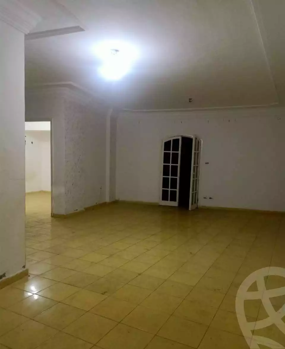 https://aqarmap.com.eg/ar/listing/5677540-for-sale-alexandria-l-jmy-lbytsh-shahr-al-assal-st