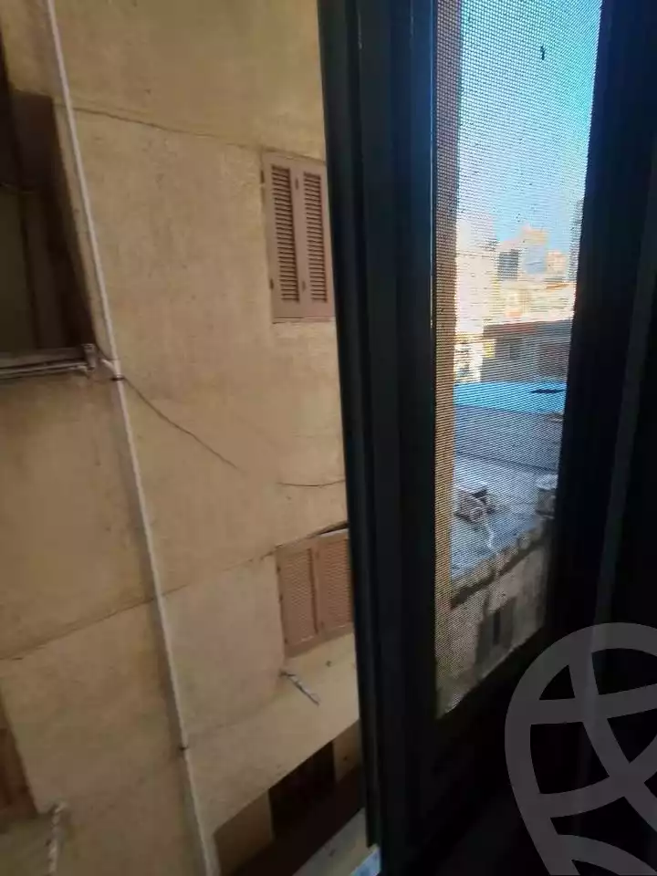 https://aqarmap.com.eg/en/listing/5678369-for-sale-alexandria-zezenia