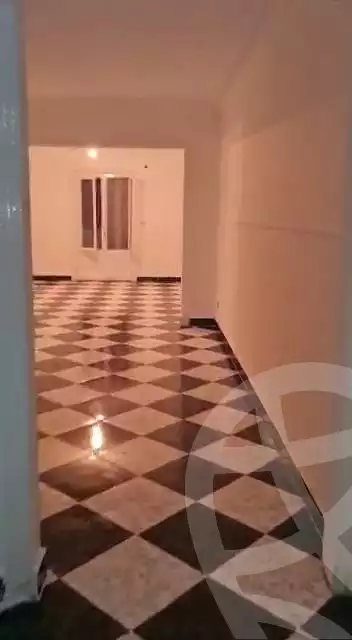 https://aqarmap.com.eg/ar/listing/5678556-for-rent-alexandria-smouha-tout-ankh-amoun-st