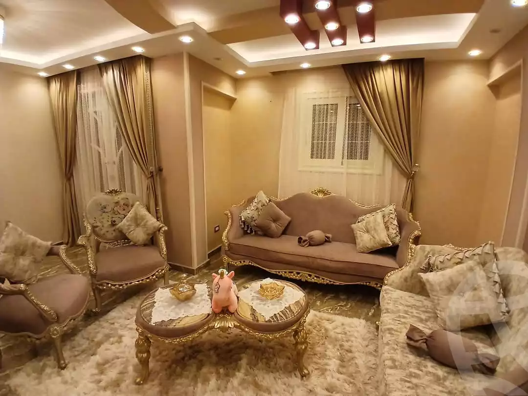 https://aqarmap.com.eg/en/listing/5679189-for-sale-alexandria-el-montazah-mohammed-naguib-square