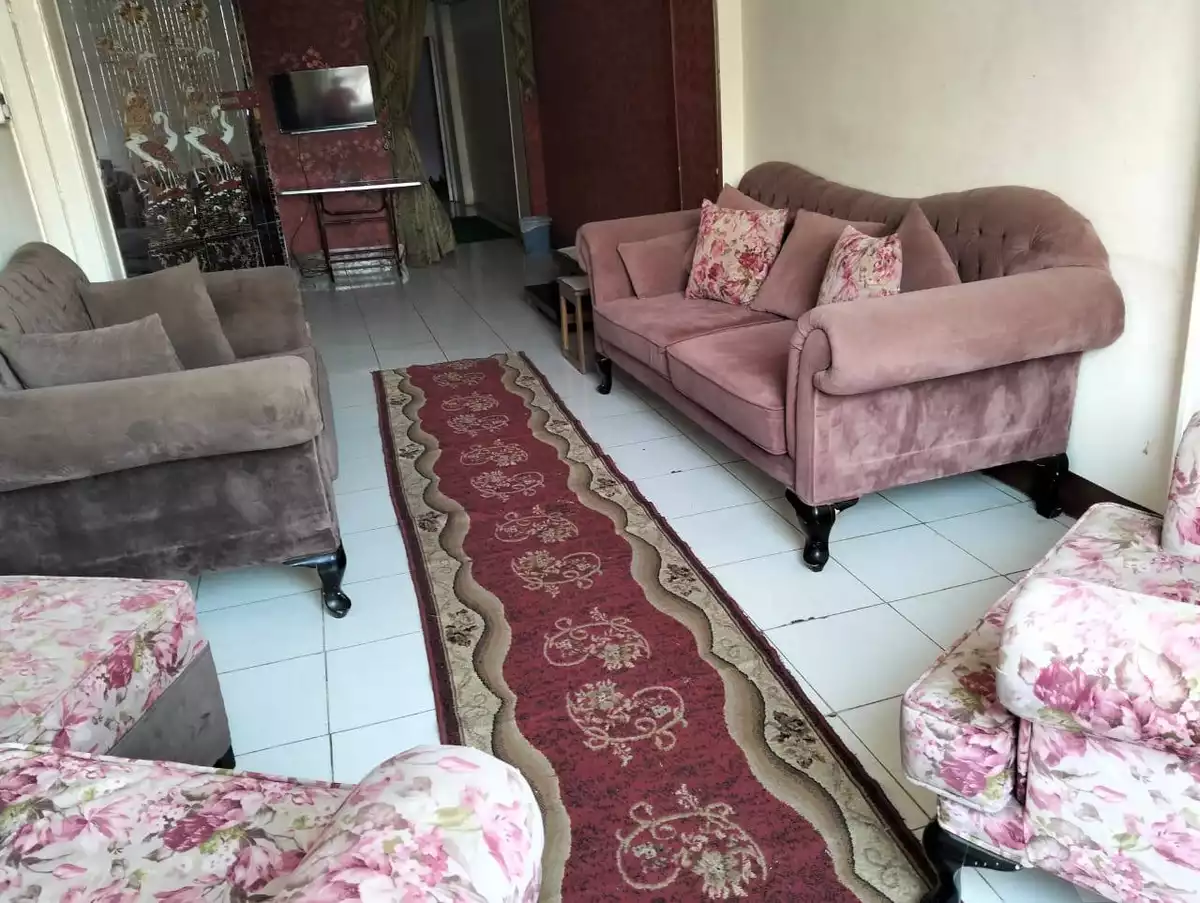https://aqarmap.com.eg/en/listing/5679760-for-rent-cairo-ain-shams-el-naam-mostafa-hafez-st