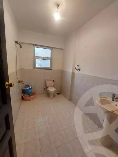 https://aqarmap.com.eg/ar/listing/5679883-for-sale-cairo-mokattam-lhdb-l-ly-el-naforah-square
