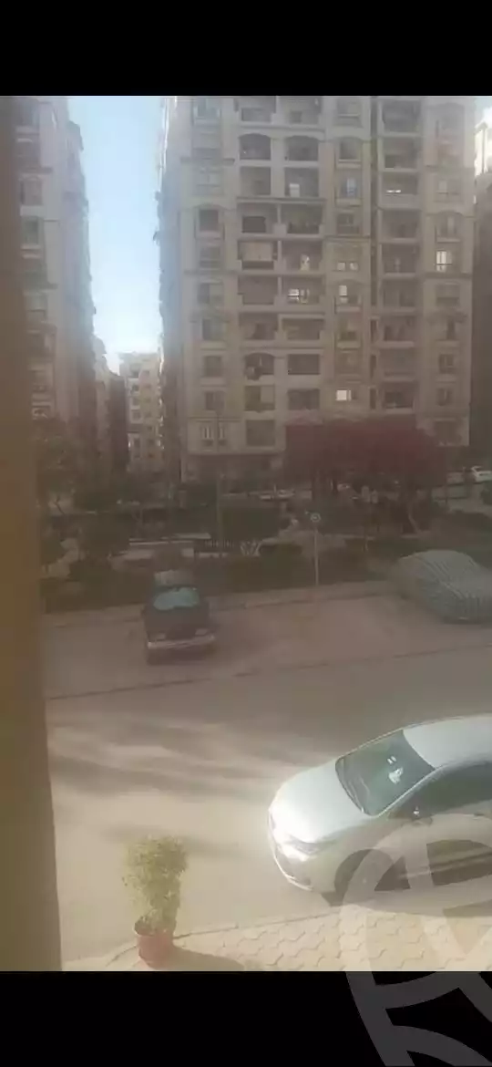 https://aqarmap.com.eg/ar/listing/5679983-for-sale-cairo-el-maadi-compounds-el-baron-city