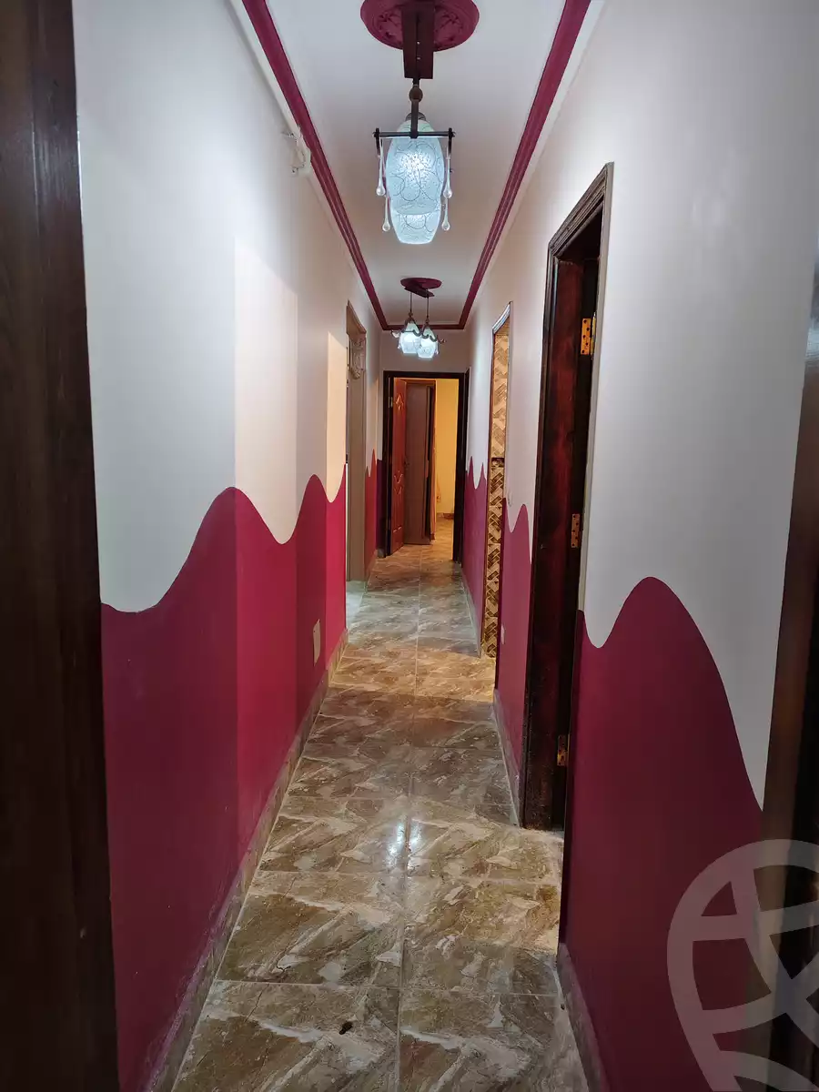 https://aqarmap.com.eg/ar/listing/5684343-for-sale-cairo-faisal-kafr-tohormos-queen-nazli-st