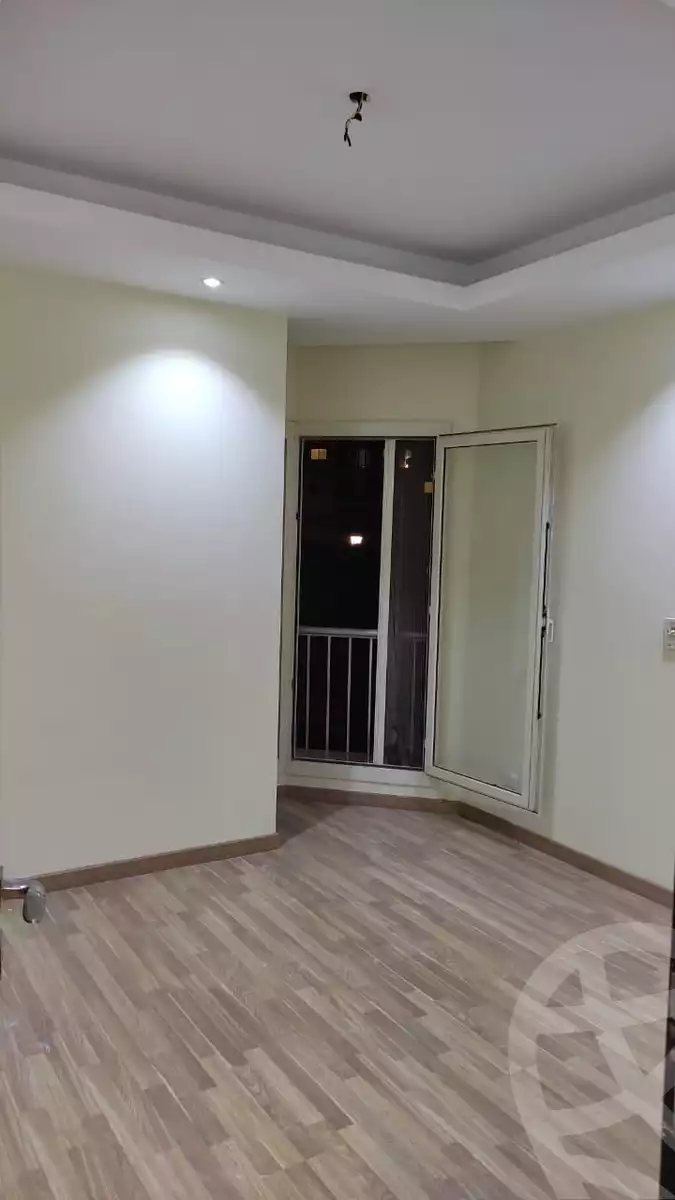 https://aqarmap.com.eg/en/listing/5685665-for-sale-cairo-el-sheikh-zayed-city-compounds-dh-drys