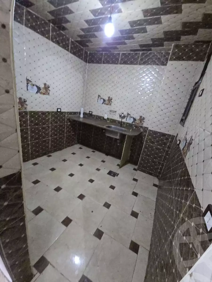 https://aqarmap.com.eg/ar/listing/5686433-for-rent-cairo-helwan-kwrnysh-hlwn