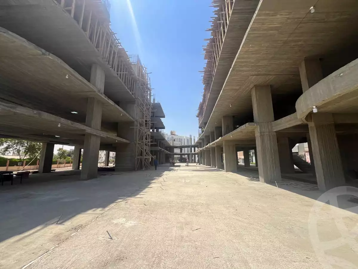 https://aqarmap.com.eg/en/listing/5688595-for-sale-cairo-el-sheikh-zayed-city-compounds-101-mall