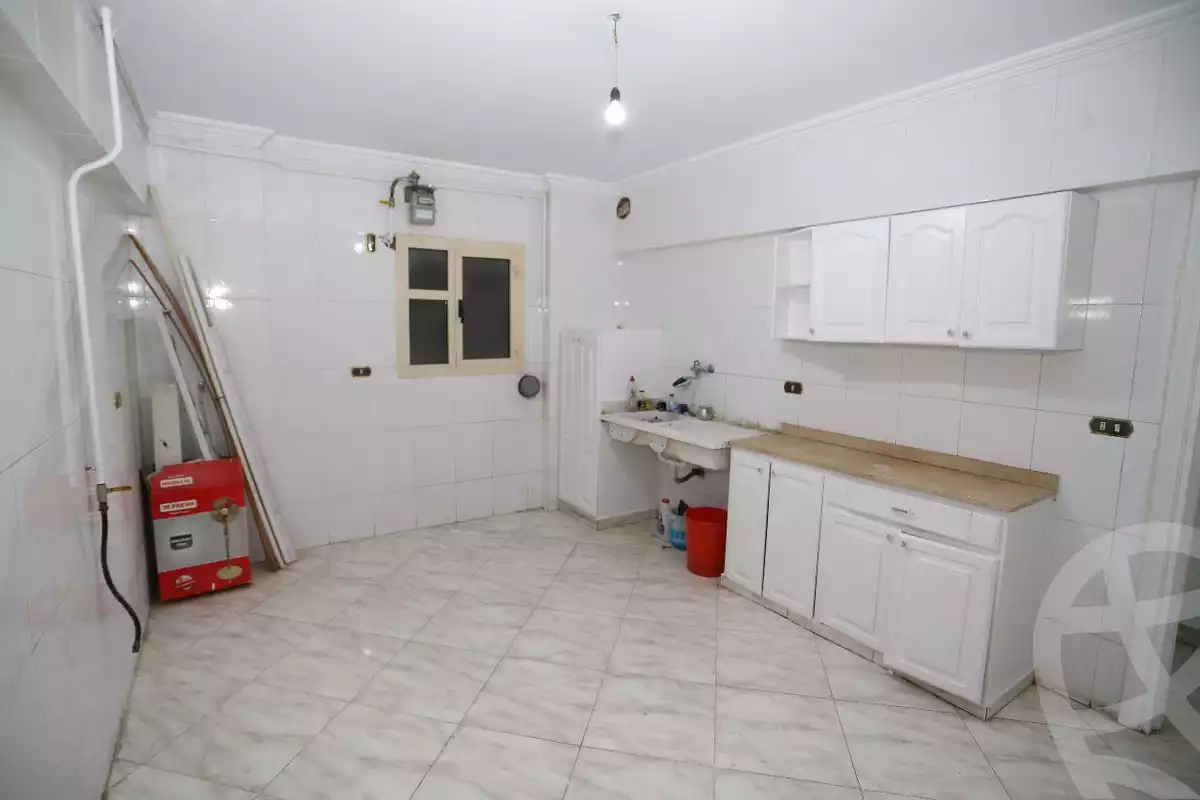 https://aqarmap.com.eg/en/listing/5689878-for-rent-alexandria-zezenia-ibrahim-el-attar-st