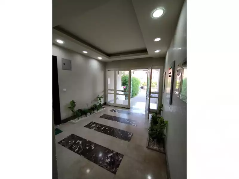 https://aqarmap.com.eg/en/listing/5691804-for-rent-cairo-el-sheikh-zayed-city-compounds-dh-drys