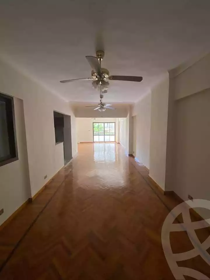 https://aqarmap.com.eg/en/listing/5693130-for-sale-alexandria-zezenia-el-amir-gameel-st