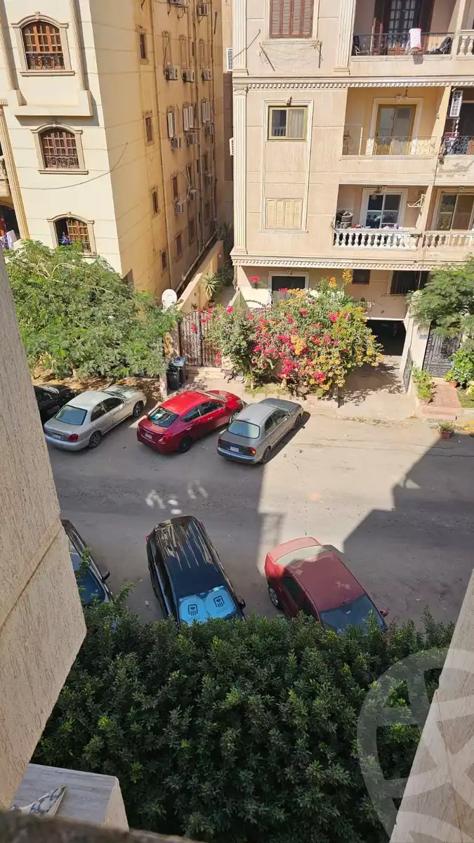 https://aqarmap.com.eg/ar/listing/5695873-for-sale-cairo-new-cairo-el-narges-el-narges-omarat-abdul-rahman-al-rafie-st