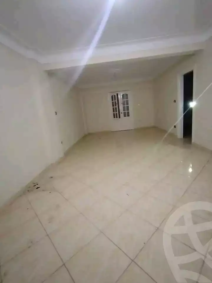 https://aqarmap.com.eg/ar/listing/5698521-for-rent-alexandria-l-jmy-lbytsh-el-hay-st