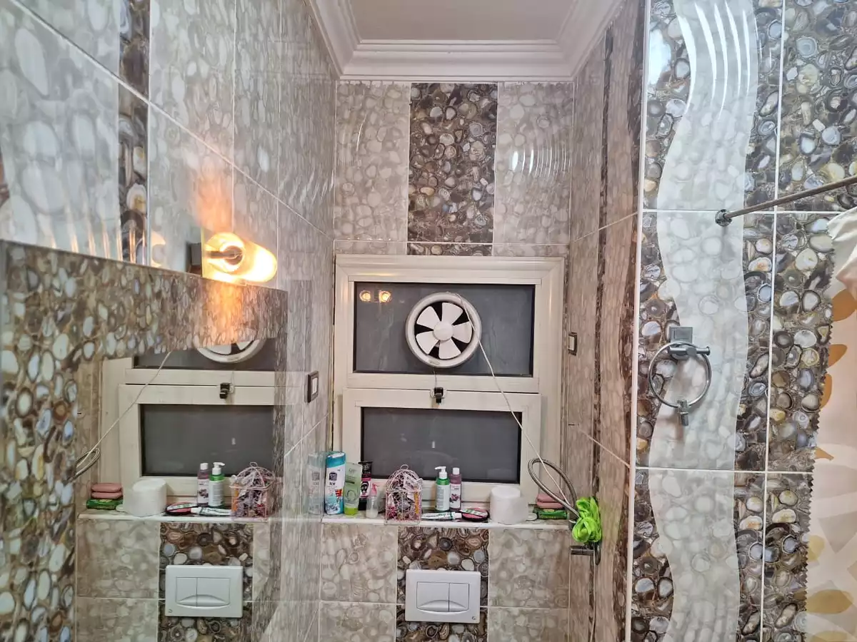 https://aqarmap.com.eg/en/listing/5699726-for-sale-cairo-new-cairo-gharb-arabila-doctor-hani-maher-st