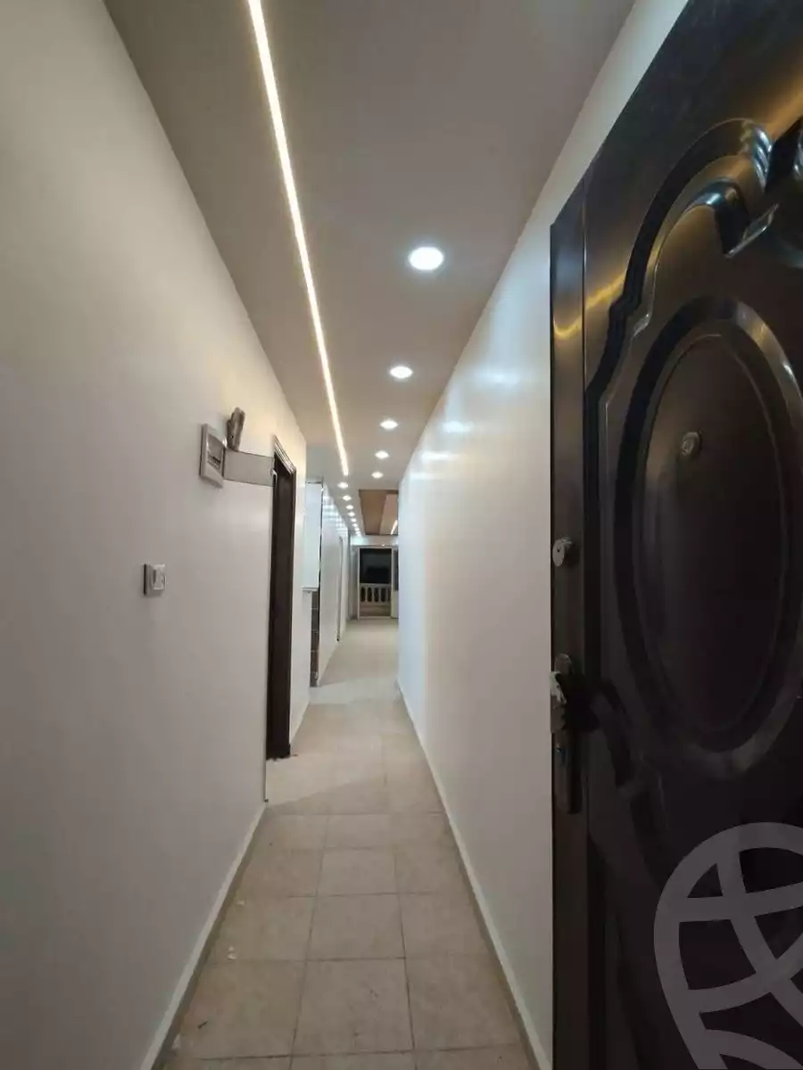 https://aqarmap.com.eg/ar/listing/5700933-for-sale-alexandria-l-jmy-lbytsh-el-hanafeya-st