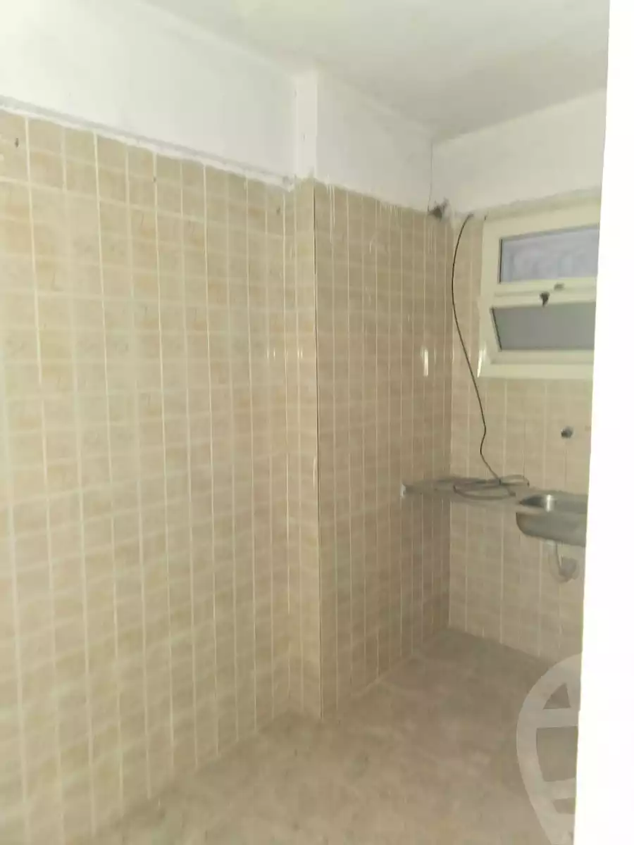 https://aqarmap.com.eg/ar/listing/5701378-for-sale-alexandria-l-jmy-lbytsh-kafr-el-agamy-st