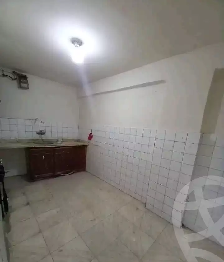 https://aqarmap.com.eg/en/listing/5702304-for-sale-alexandria-l-jmy-lbytsh-mecca-st
