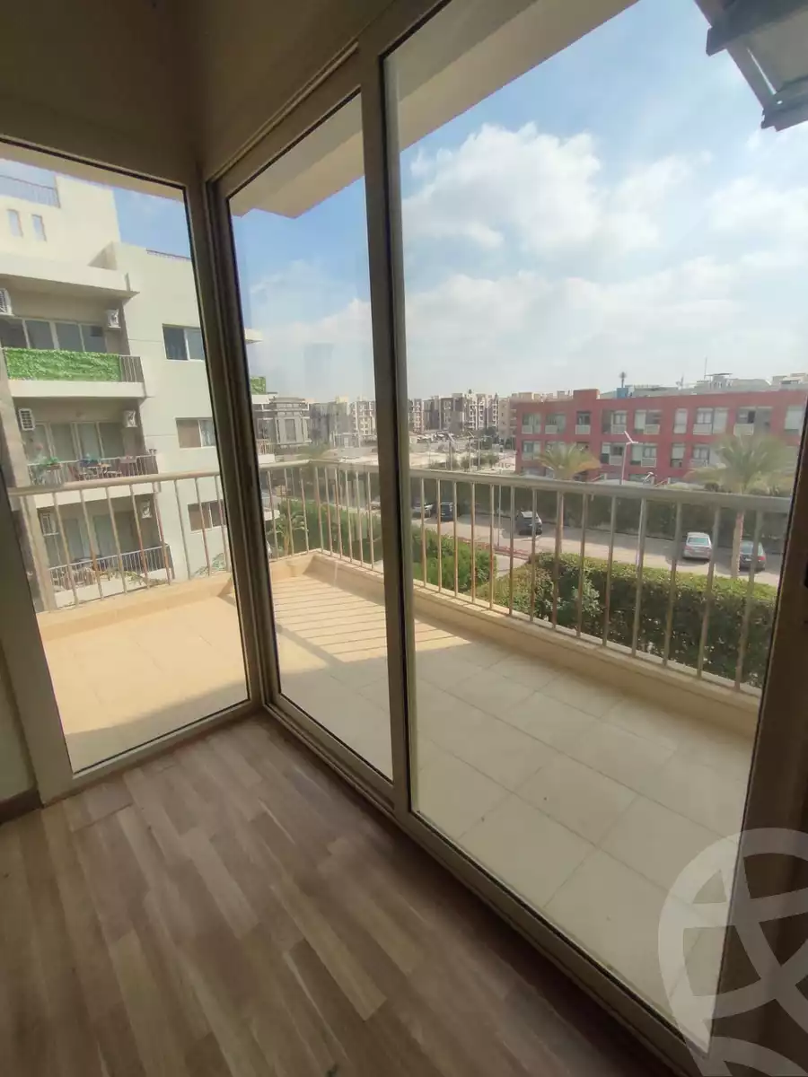 https://aqarmap.com.eg/en/listing/5702561-for-rent-cairo-el-sheikh-zayed-city-compounds-dh-drys