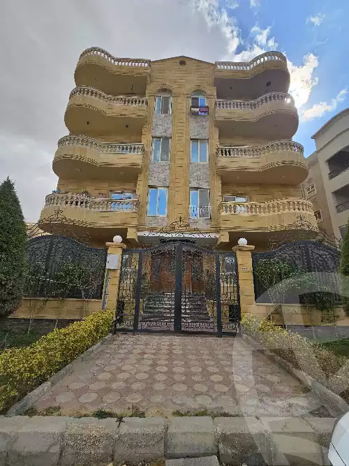 https://aqarmap.com.eg/en/listing/5703084-for-sale-cairo-new-cairo-hy-skn-ljm-lmryky