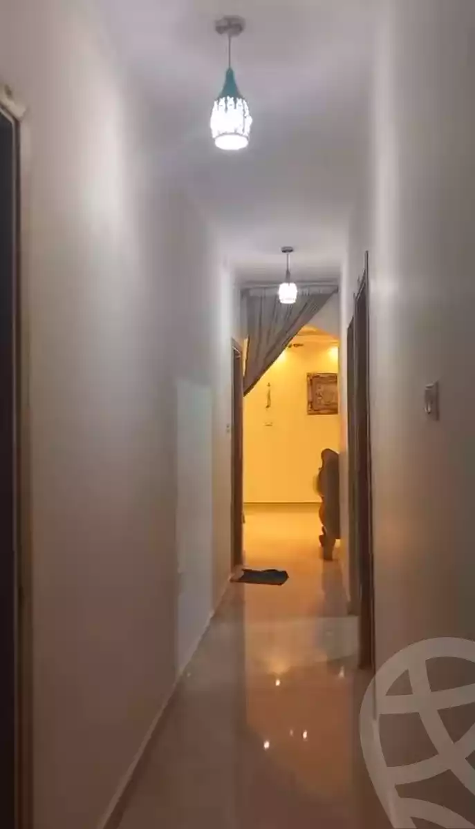 https://aqarmap.com.eg/ar/listing/5703342-for-sale-cairo-helwan-kwrnysh-hlwn
