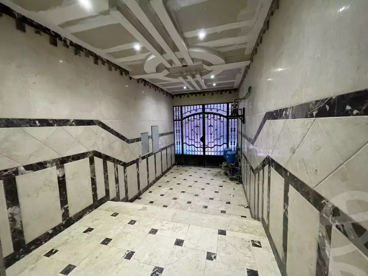 https://aqarmap.com.eg/en/listing/5702685-for-sale-cairo-shoubra-el-mzalat-mostafa-darwish-st