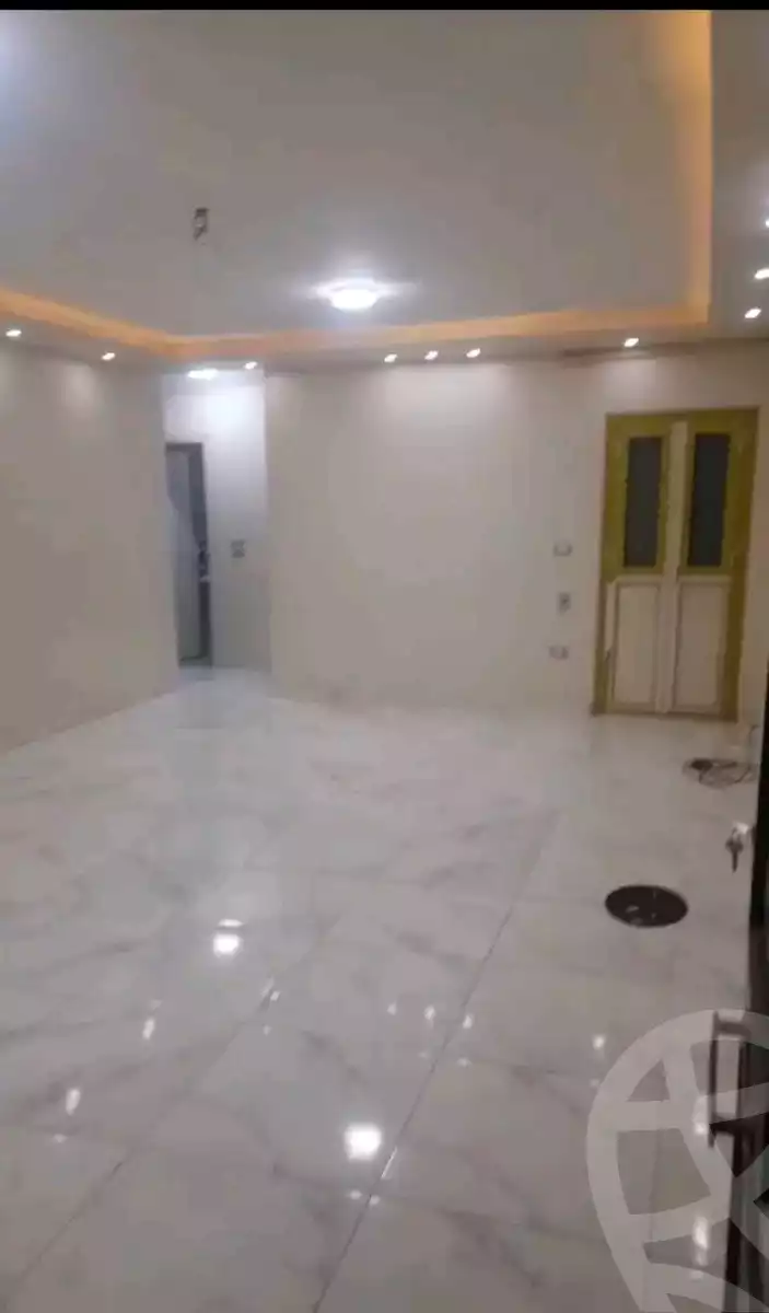https://aqarmap.com.eg/en/listing/5703677-for-rent-cairo-mokattam-lhdb-l-ly-shareaa-9