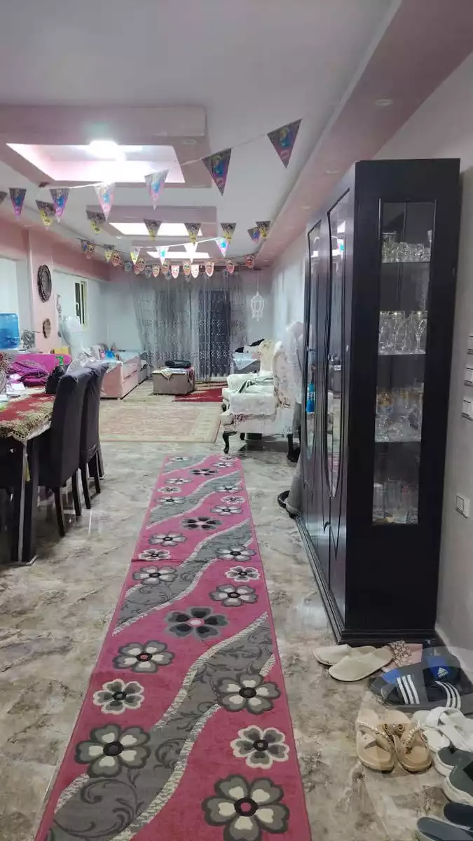 https://aqarmap.com.eg/en/listing/5704217-for-sale-cairo-helwan-helwan-el-sharkeya-khesro-basha-st
