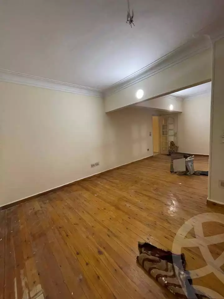 https://aqarmap.com.eg/en/listing/5705265-for-rent-cairo-mokattam-lhdb-l-ly