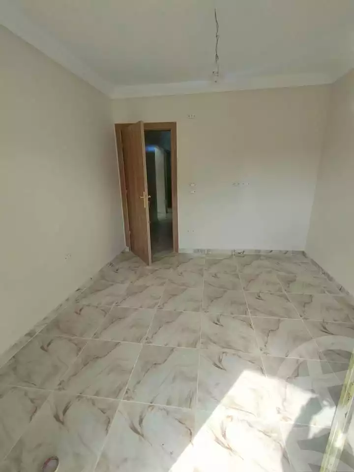 https://aqarmap.com.eg/en/listing/5705386-for-sale-cairo-helwan-hadayek-helwan-el-khashab-canal