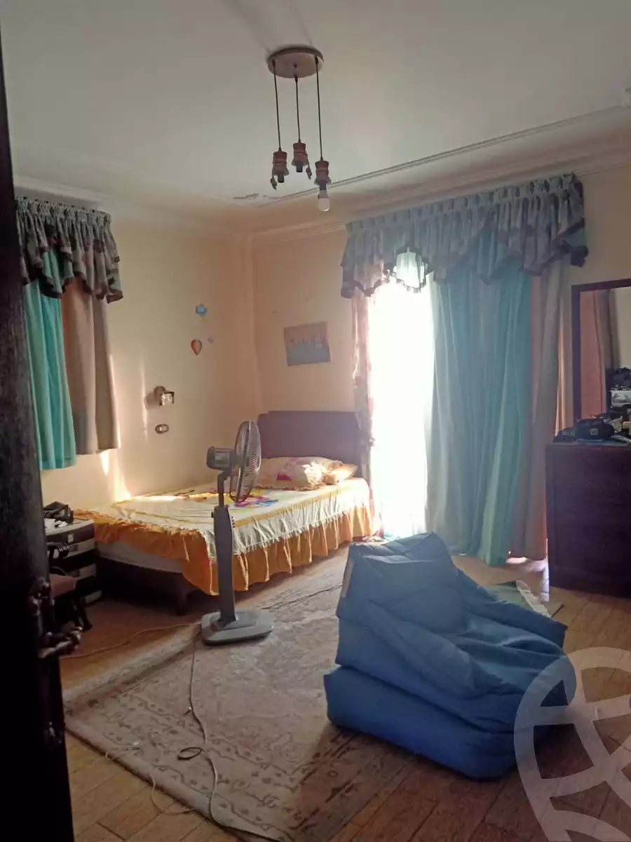 https://aqarmap.com.eg/en/listing/5705975-for-sale-cairo-el-sheikh-zayed-city-compounds-el-yasmeen-compound