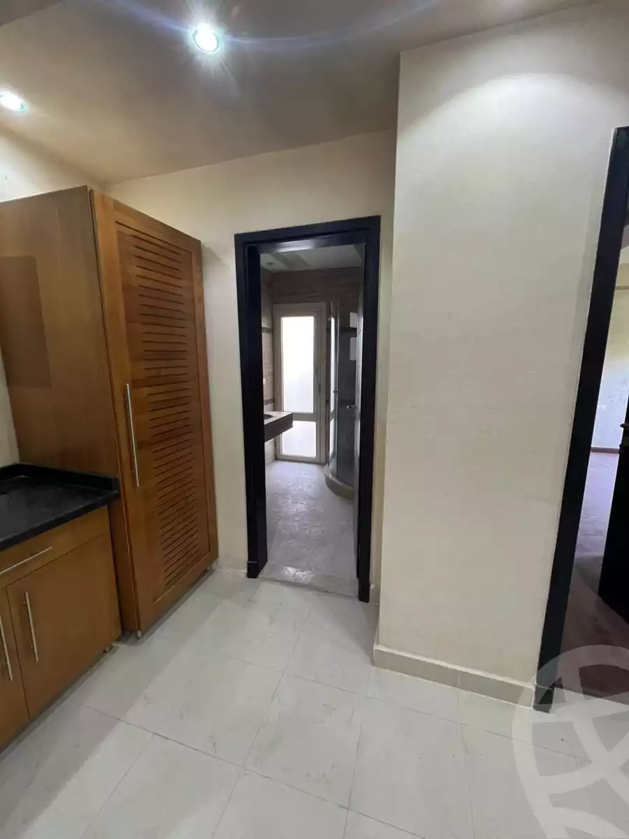 https://aqarmap.com.eg/en/listing/5706519-for-rent-cairo-el-sheikh-zayed-city-compounds-dh-drys