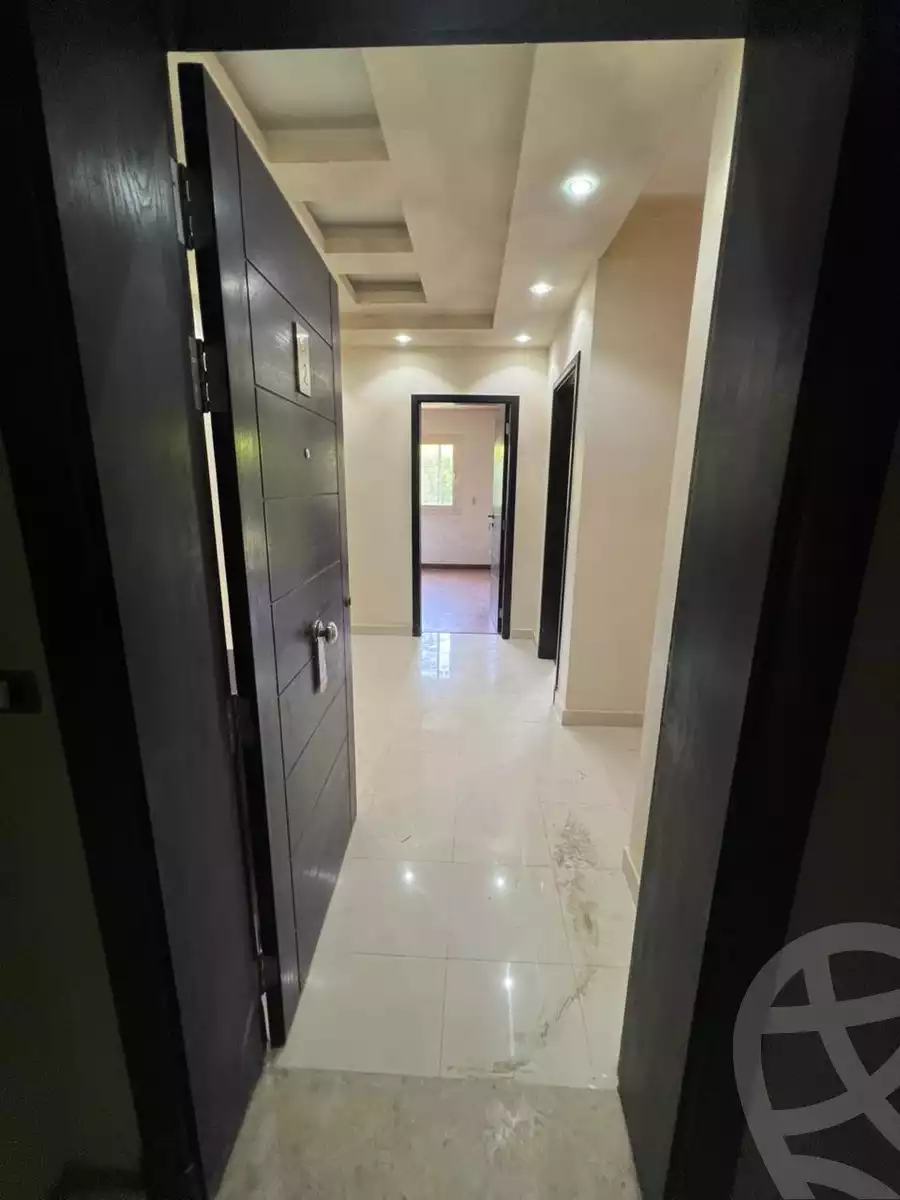 https://aqarmap.com.eg/en/listing/5706519-for-rent-cairo-el-sheikh-zayed-city-compounds-dh-drys