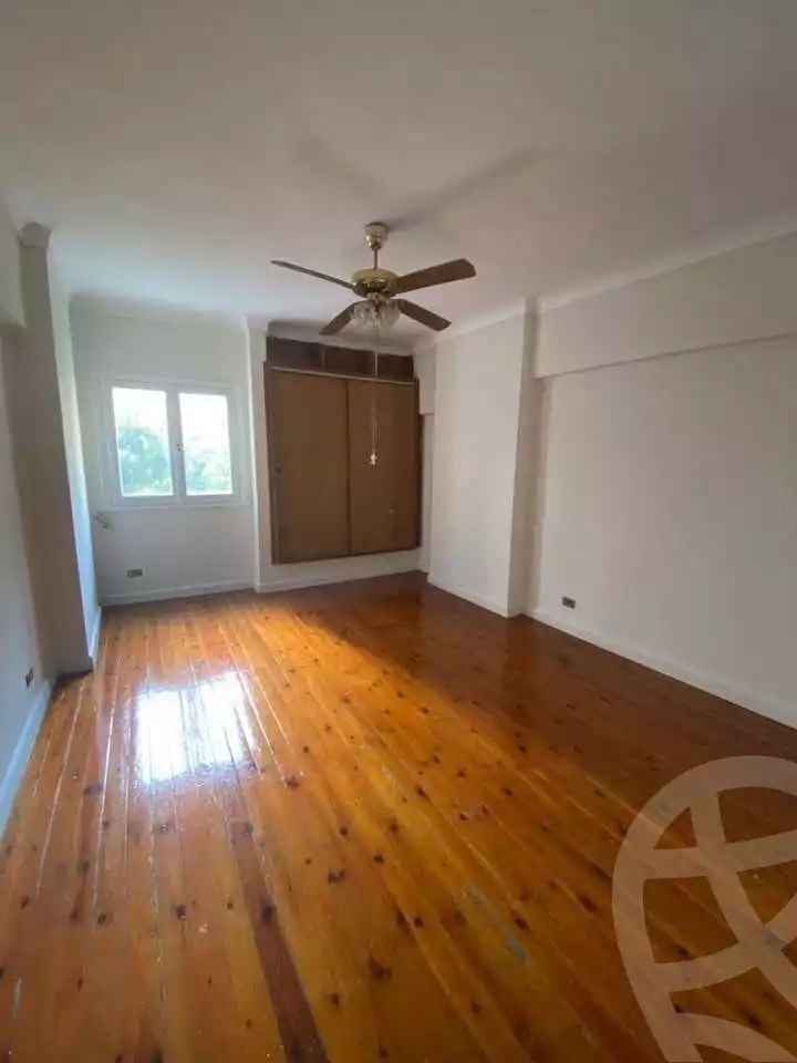 https://aqarmap.com.eg/ar/listing/5706690-for-sale-alexandria-zezenia-el-amir-gameel-st