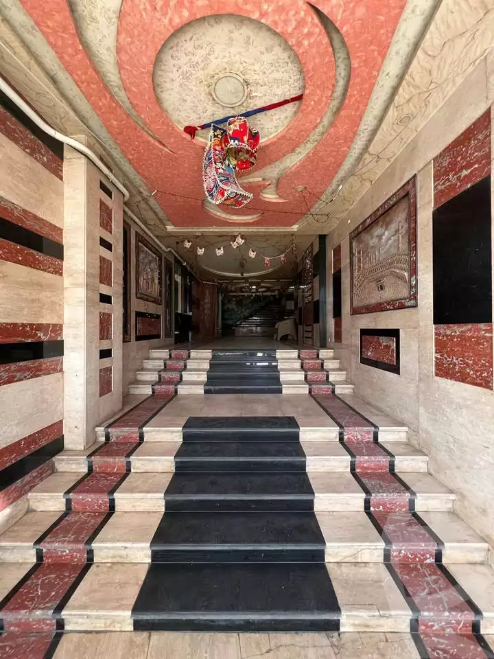 https://aqarmap.com.eg/ar/listing/5707317-for-sale-alexandria-moharram-bey-kanal-al-mahmoudeya-al-bahri-st