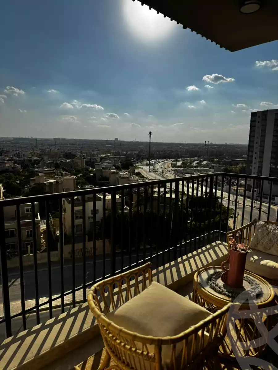 https://aqarmap.com.eg/ar/listing/5707665-for-sale-cairo-el-sheikh-zayed-city-compounds-zyd-wr-llttwyr-z-tower