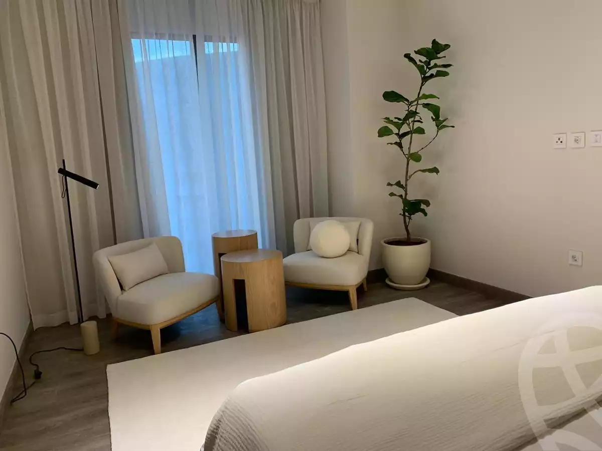 https://aqarmap.com.eg/ar/listing/5707708-for-sale-cairo-el-sheikh-zayed-city-compounds-zyd-wr-llttwyr-park-towers-zed-el-sheikh-zayed-compound