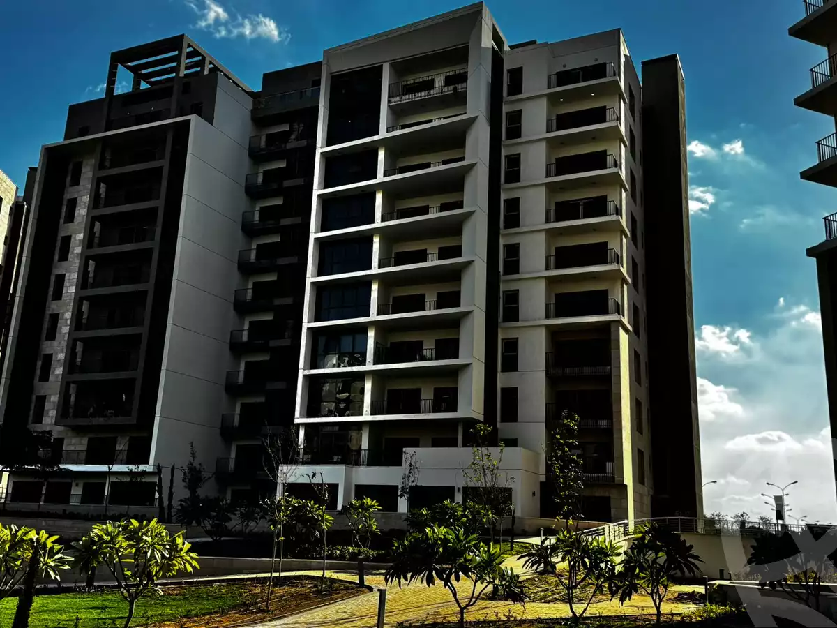 https://aqarmap.com.eg/ar/listing/5707708-for-sale-cairo-el-sheikh-zayed-city-compounds-zyd-wr-llttwyr-park-towers-zed-el-sheikh-zayed-compound