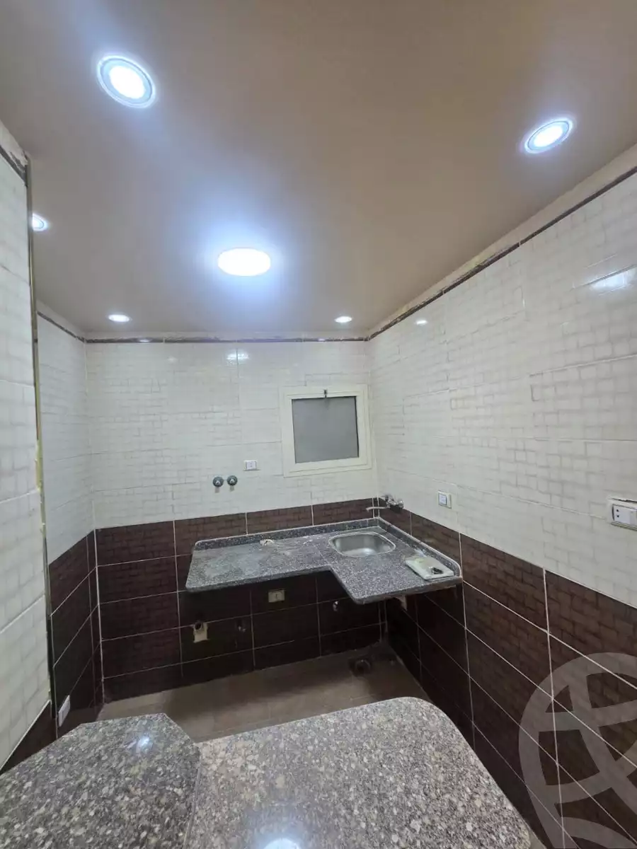 https://aqarmap.com.eg/en/listing/5708870-for-sale-alexandria-l-jmy-lbytsh-el-hanafeya-st