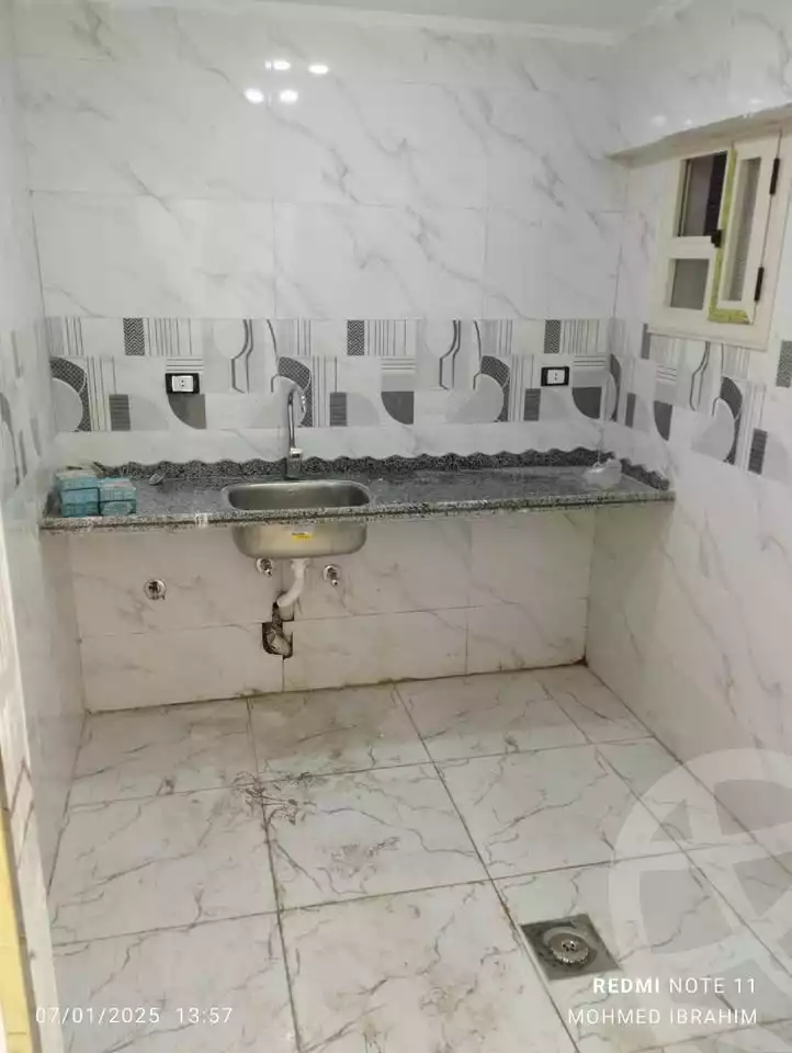 https://aqarmap.com.eg/ar/listing/5711070-for-sale-alexandria-l-jmy-el-hanouvel-el-hag-radwan-mosque-st