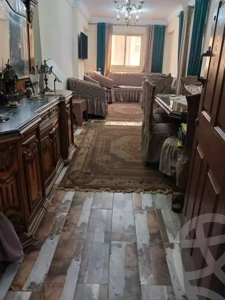 https://aqarmap.com.eg/en/listing/5711214-for-sale-alexandria-zezenia-mostafa-abd-el-razik-st