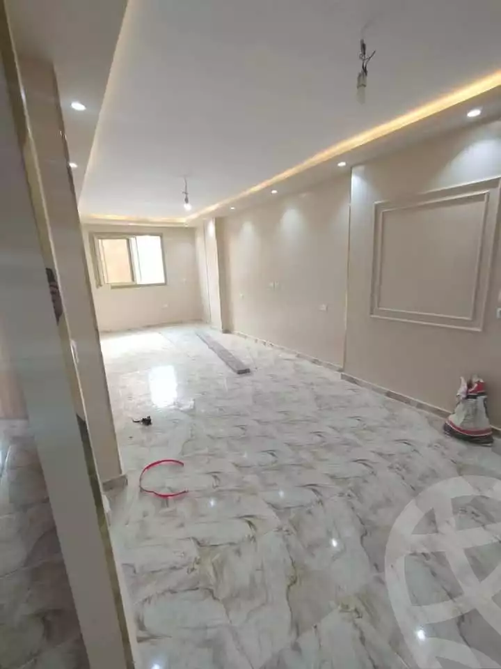https://aqarmap.com.eg/en/listing/5713040-for-sale-cairo-helwan-hadayek-helwan-el-eshrein-st