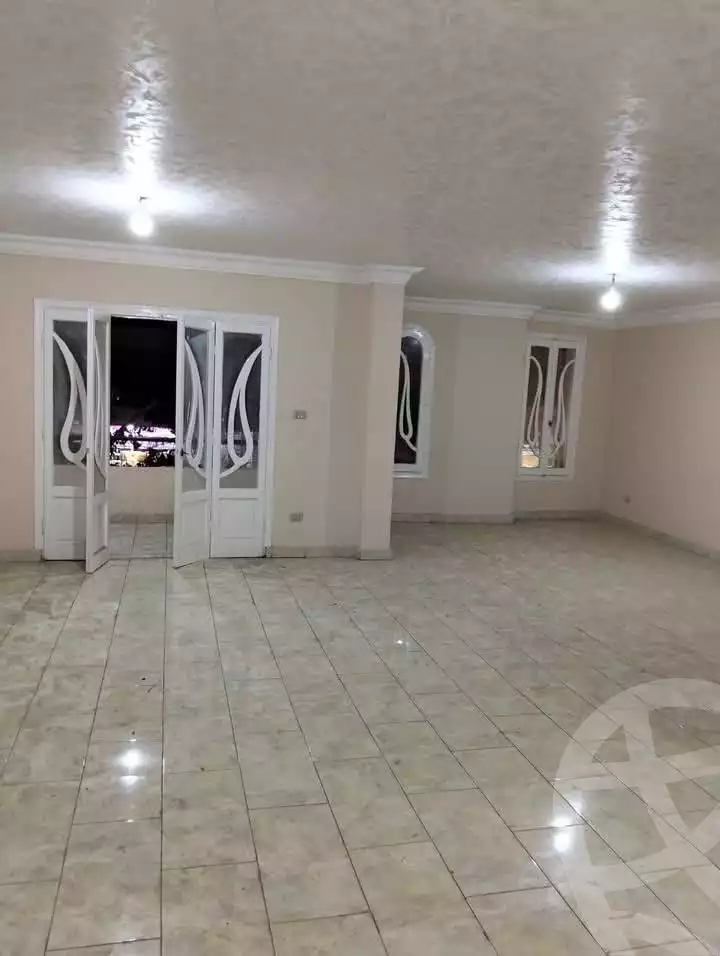 https://aqarmap.com.eg/ar/listing/5713190-for-rent-cairo-mokattam-lhdb-l-ly-shareaa-9