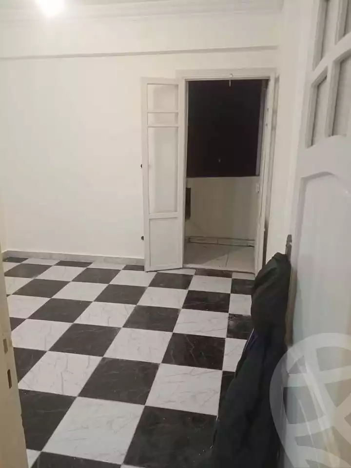https://aqarmap.com.eg/en/listing/5714590-for-sale-alexandria-el-asafra-shr-45