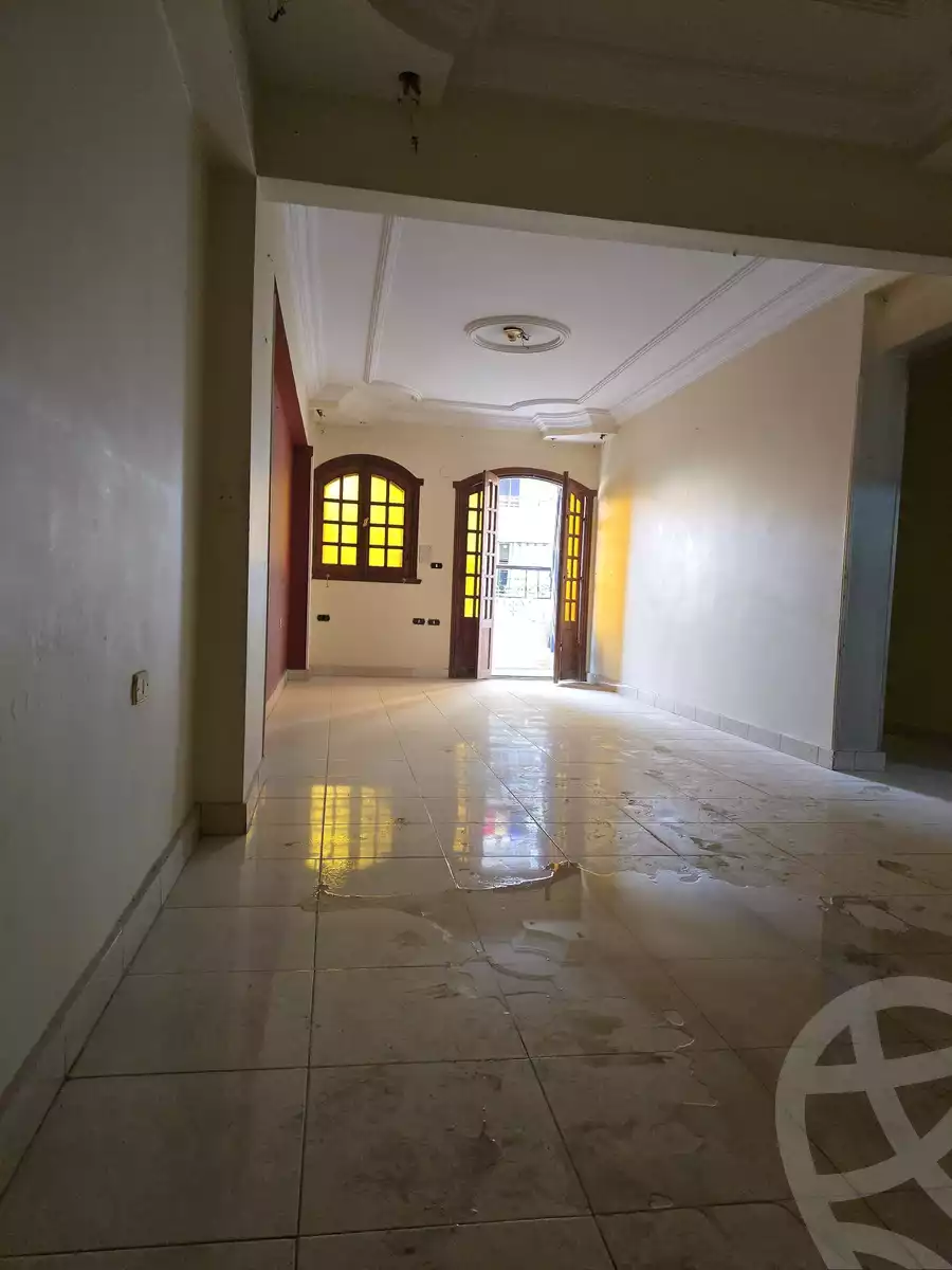 https://aqarmap.com.eg/en/listing/5715183-for-sale-cairo-helwan-helwan-el-sharkeya-mostafa-safwat-st