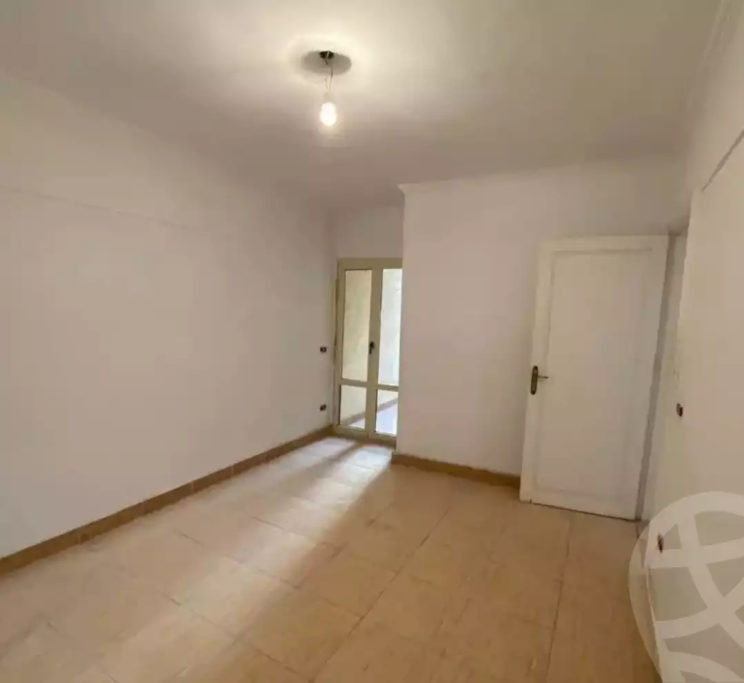 https://aqarmap.com.eg/ar/listing/5715983-for-sale-alexandria-zezenia-ibrahim-el-attar-st