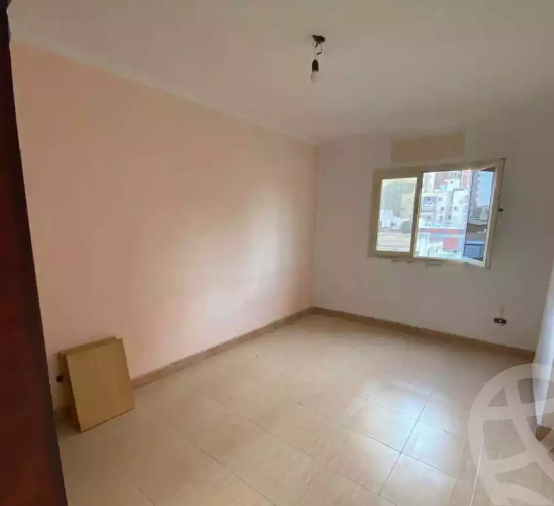 https://aqarmap.com.eg/ar/listing/5715983-for-sale-alexandria-zezenia-ibrahim-el-attar-st