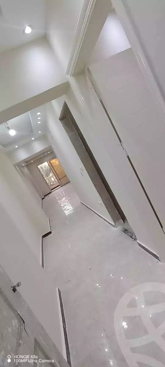 https://aqarmap.com.eg/en/listing/5717990-for-sale-cairo-helwan-helwan-el-sharkeya-gaafar-st